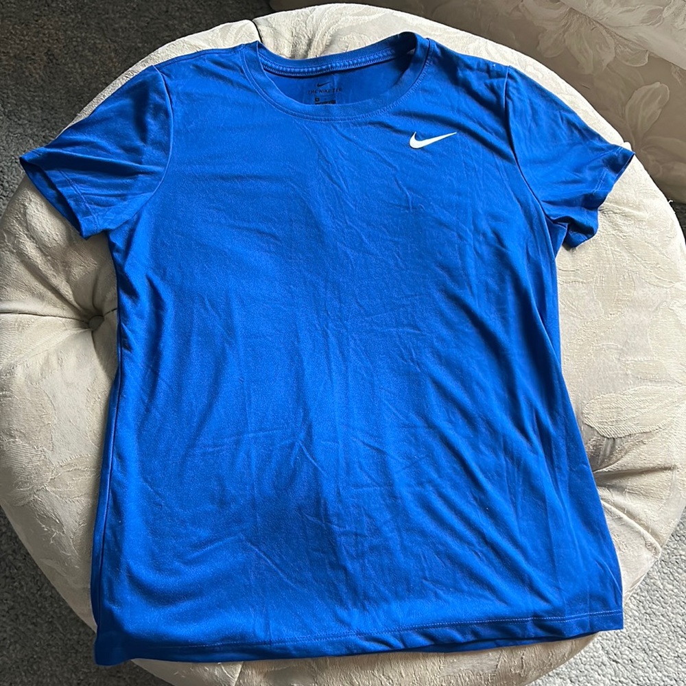 Nike dry fit tee